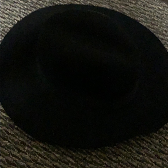 Banana Republic Fedora Hat - Picture 3 of 5